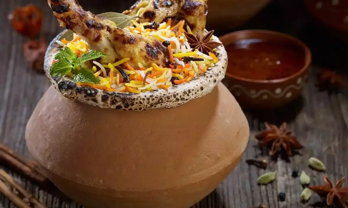 Exchange Rs 2 note for Rs 2 biryani at Naidu Gari Kunda Biryani in Hyderabad