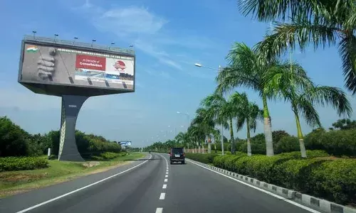 Speed limits on main access road at Hyderabad Airport increased from 60 to 80 kmph