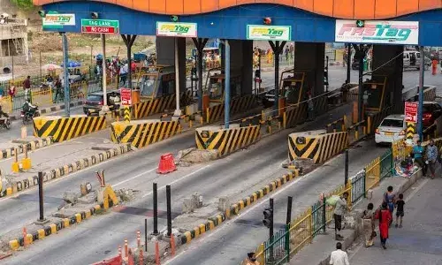 Govt to introduce GPS-based highway toll collection system by March 2024: Gadkari