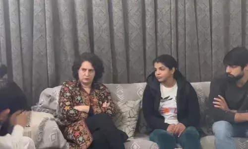 Priyanka assures wrestlers Sakshi Malik, Bajrang Punia of support in their fight for justice