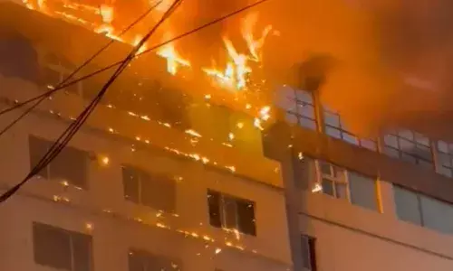 Fire breaks out at Ankura Hospital in Attapur, no casualties