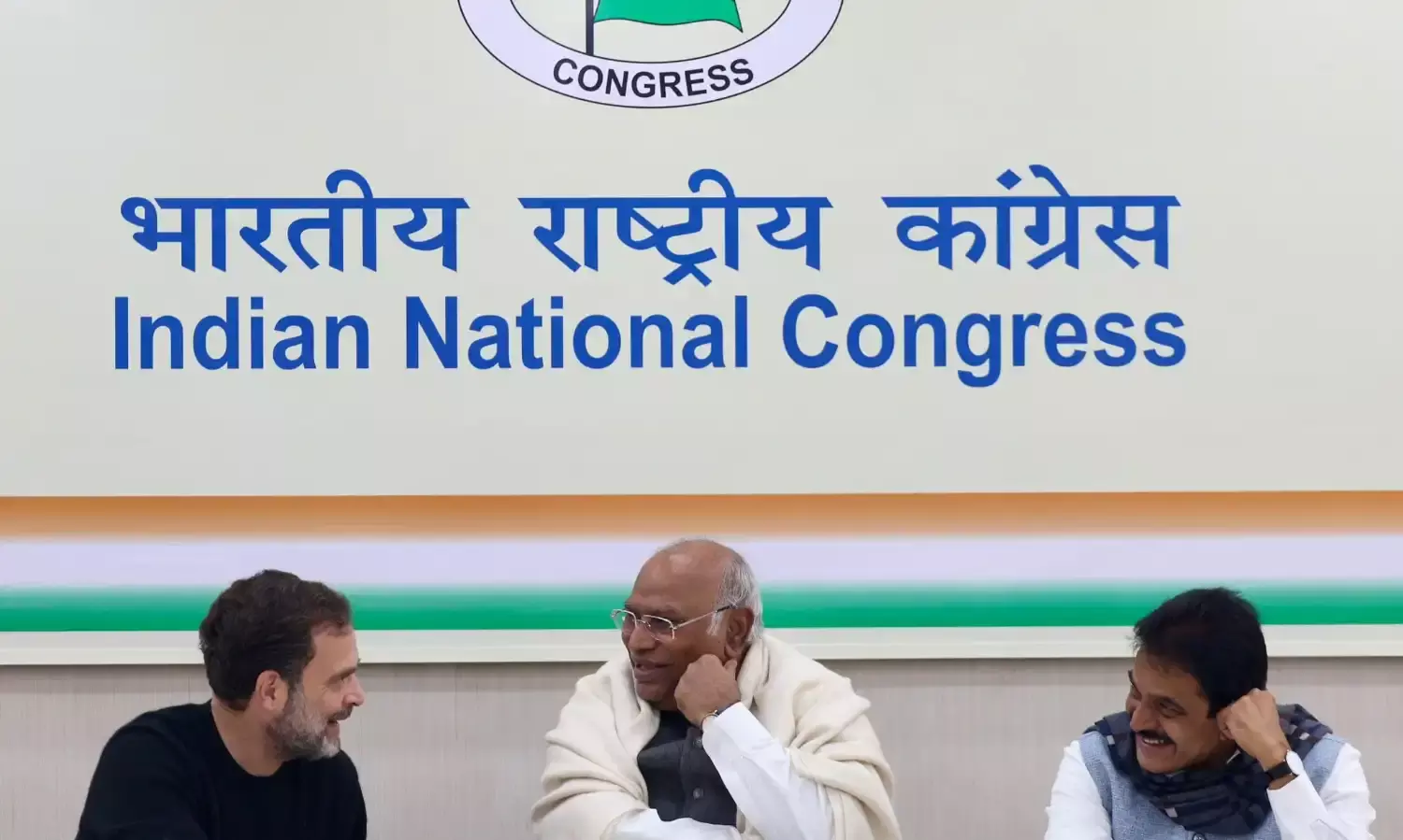 Kharge, Rahul hold meeting with Cong leaders from Andhra Pradesh over LS polls