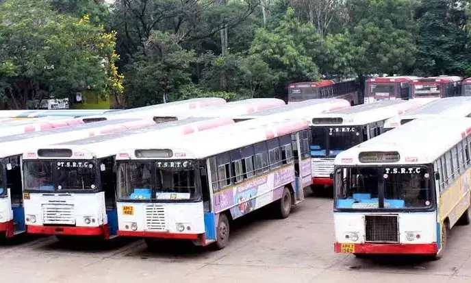 Buses too crowded: TSRTC suspends Family-24, T-6 bus tickets from January 1
