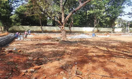 Converting Sainikpuri Childrenās Park into Tennis Complex: AFOCHS residents to stage Chipko style protest