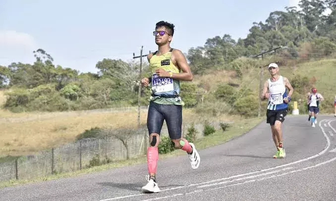 Temple run: Ultra marathoner embarks on 1,008 km Indore-Ayodhya journey