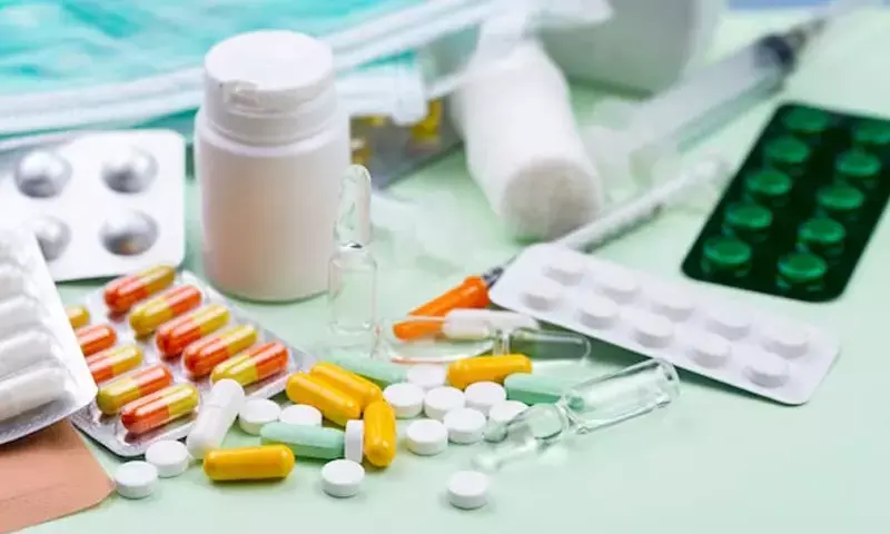 Palakonda: DCA raids quack-run New Life Care Clinic, unearths unauthorized stocks of drugs