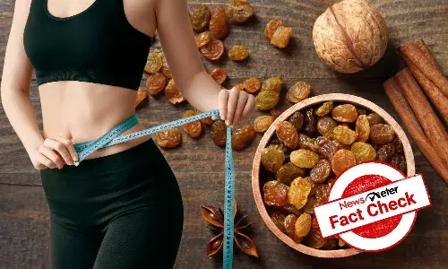 Fact Check: ‘AI doctor’ claiming soaked raisins can reduce belly fat without exercise is wrong