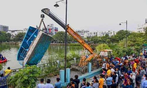 Gujarat boat tragedy: 12 students, 2 teachers dead and 20 rescued; 2 arrested