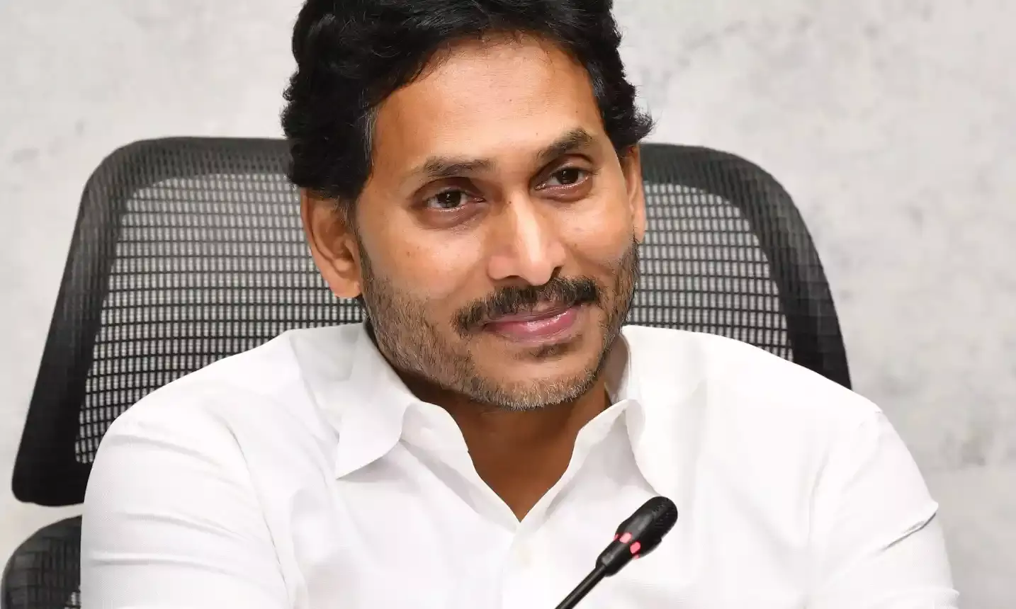 Andhra: SIPB clears investment proposals worth Rs. 22,302 Cr in power sector; will create 5300 jobs