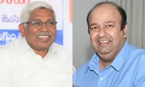 HC orders status quo till Feb 8 on appointment of MLCs Prof Kodandaram, Amir Ali Khan