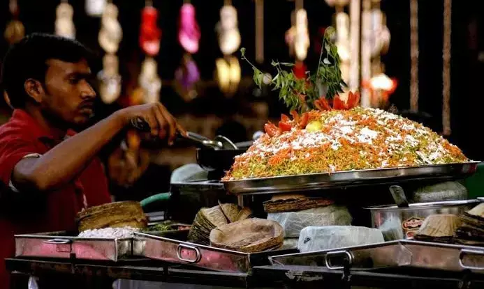 Shawarmas to chats: Tickle your taste buds with mouthwatering dishes at Khajaguda Lake Food Street