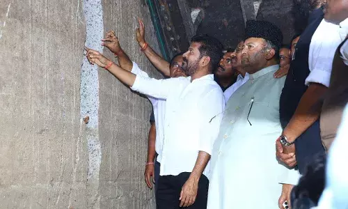 Video Story: Revanth Reddy inspects Medigadda barrage: BRS lied about Kaleshwaram projectsĀ impact