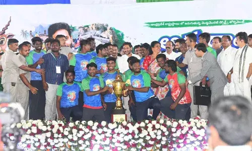 Aadudam Andhra’: Top sports bodies’ identify 14 young players; will train them for professional tourneys