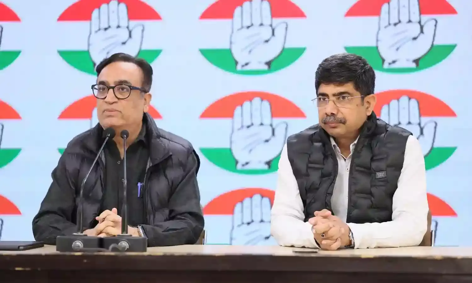 IT dept freezes Congs accounts, appellate tribunal de-freezes later