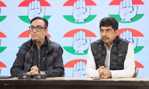 IT dept freezes Congs accounts, appellate tribunal de-freezes later