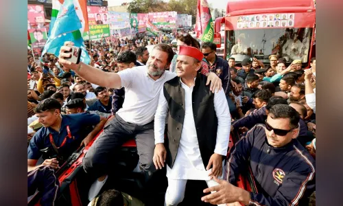 BJNY day 43: Rahul Gandhi, Akhilesh Yadav resolve to defeat `hate mongeringā BJP