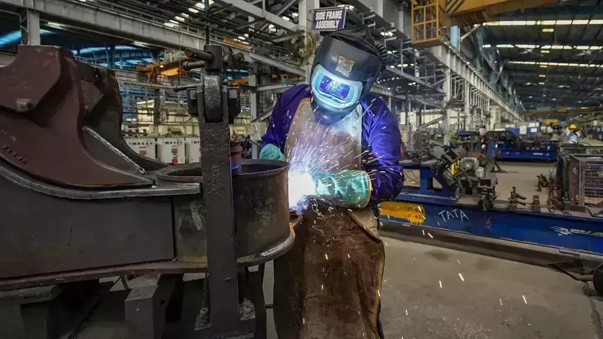 Indias manufacturing sector growth hits five-month high in Feb on robust demand