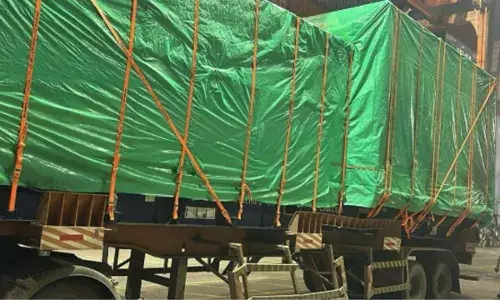 Ship suspected to contain dual-use consignment for Paks nuclear programme stopped at Mumbai port