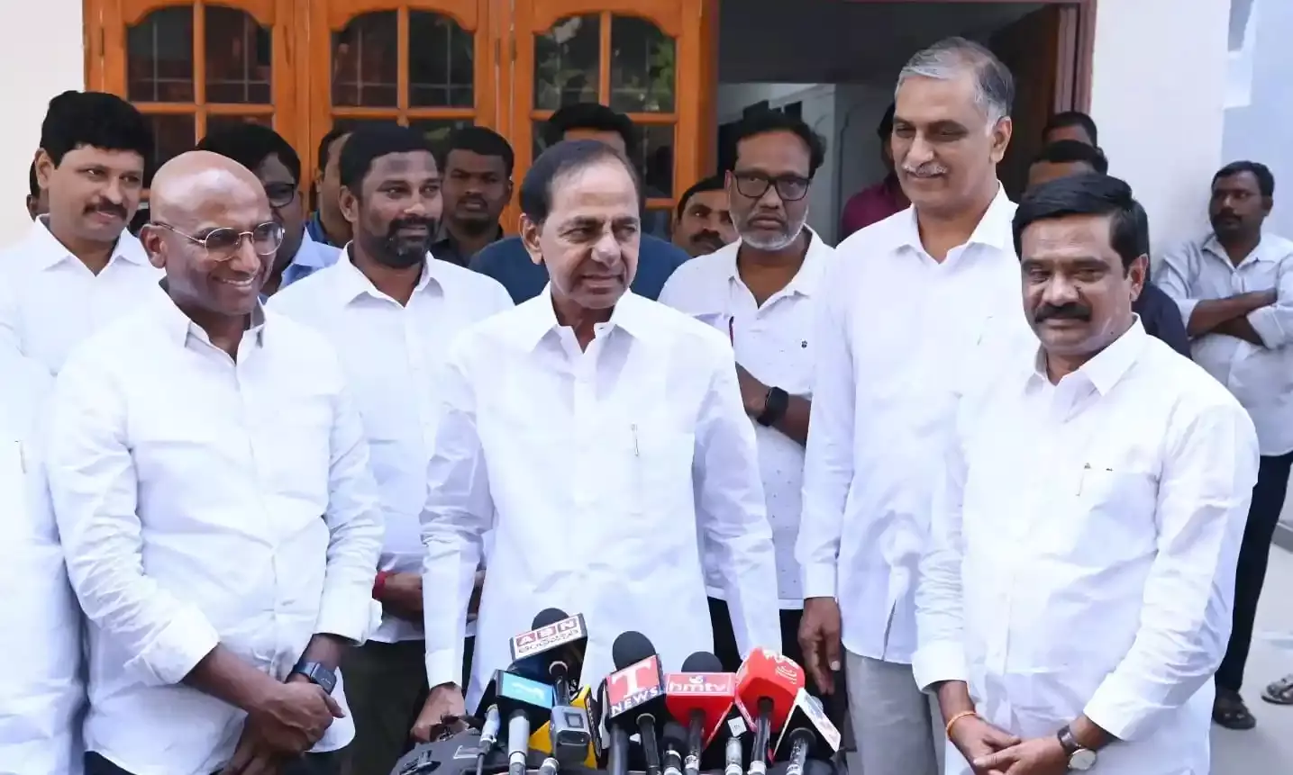 Telangana: KCR announces BRS-BSP alliance for Lok Sabha polls