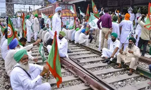 Rail roko protest: Farmers squat on rail tracks in Punjab