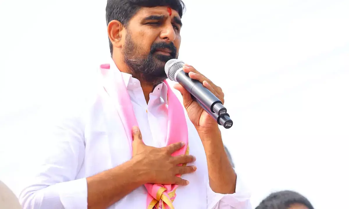 Karimnagar: Huzurabad BRS MLA Padi Kaushik booked for threatening cops