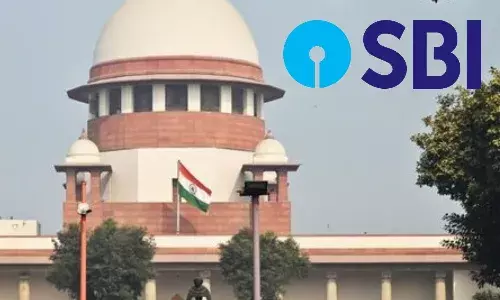 Submit list of donors & political parties by tomorrow, SCĀ pullsĀ upĀ SBI on Electoral Bonds