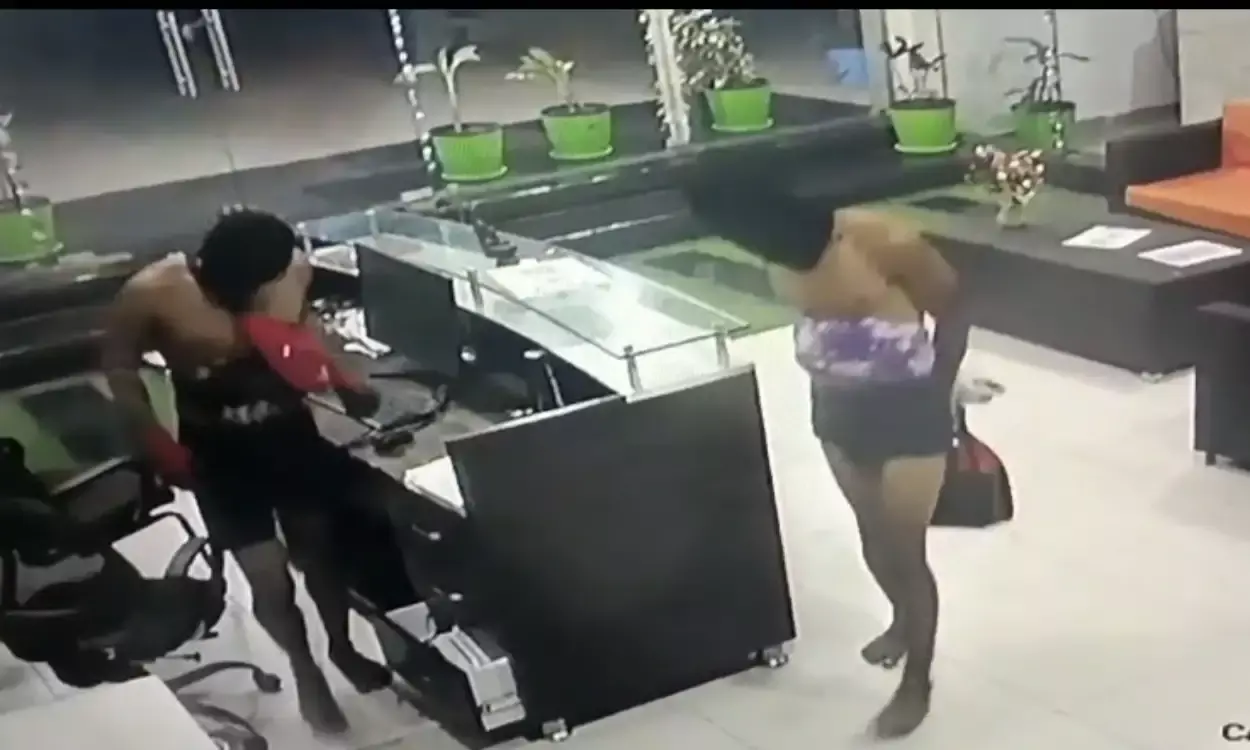 Hyderabad: Chaddi Gang strikes again; steals Rs. 7.85L from World One School, Hafeezpet