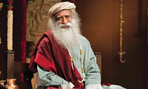 Sadhguru undergoes emergency brain surgery, recovering