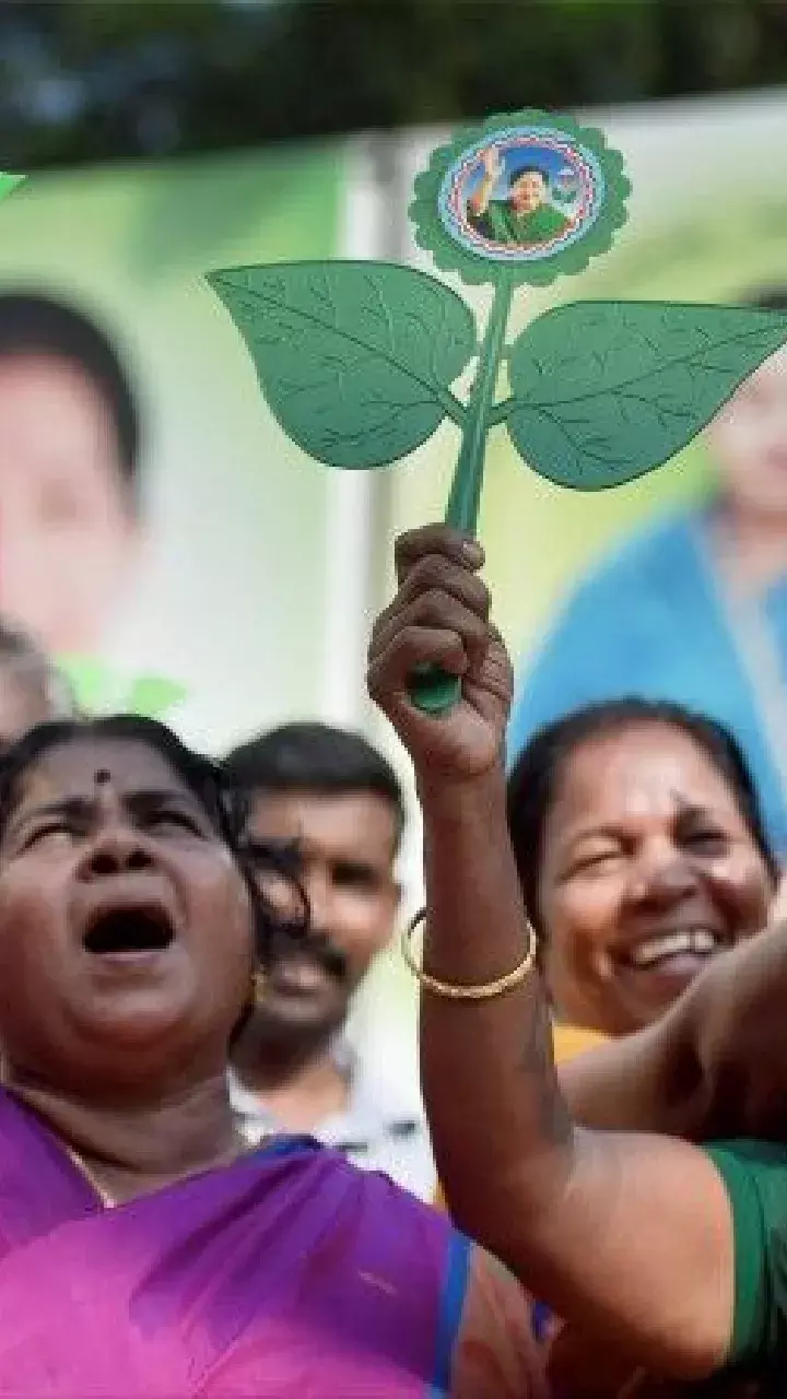 AIADMKs first 16 candidates for Lok Sabha polls