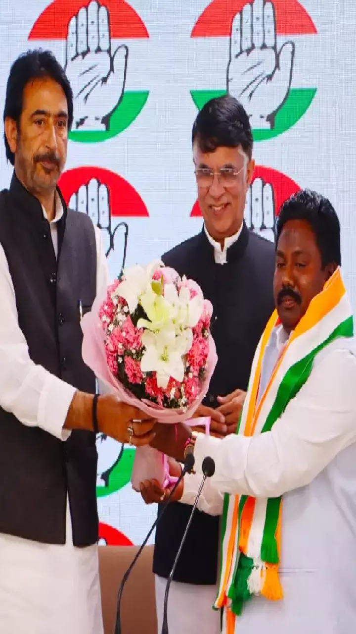 BJP MLA from Jharkhand Jai Prakash Bhai Patel joined the Congress