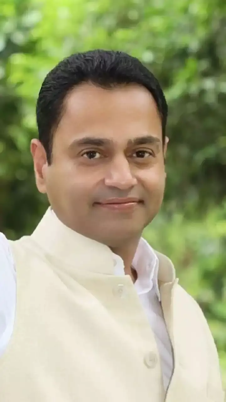 Nakul Nath files nomination from Chhindwara