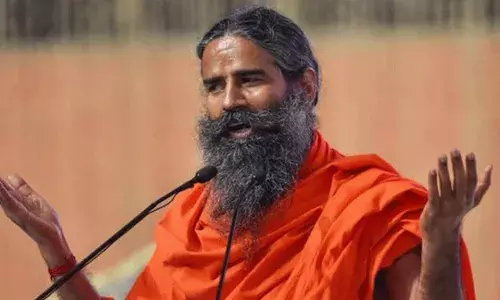 Patanjali advertisements: SC comes down hard on Ramdev, Acharya Balkrishna for absolute defiance