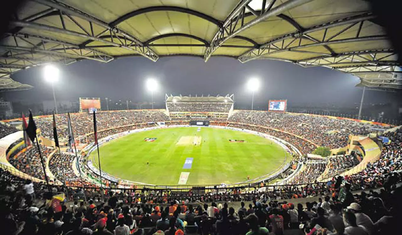 Power supply restored at Hyderabads cricket stadium for SRH vs CSK match