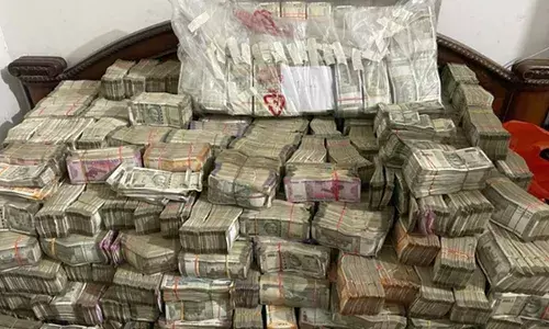 Rs 258 crore cash, liquor seized in Andhra Pradesh since Jan 1