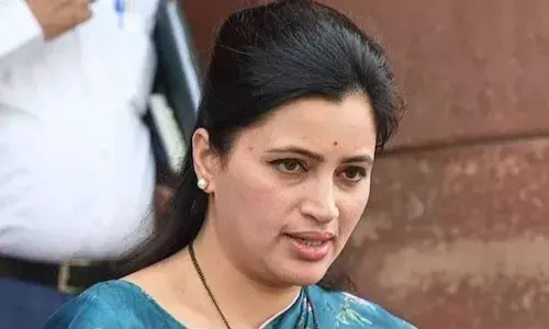 SC sets aside HC verdict cancelling caste certificate of Amravati MP Navneet Rana