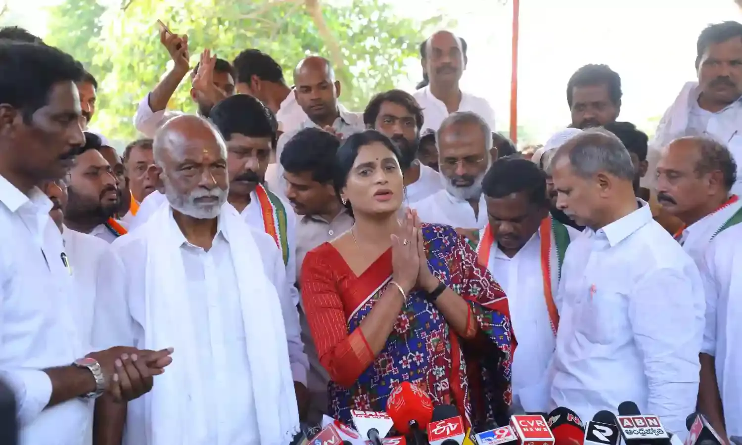 Congress, CPI finalize seat-sharing deal in AP; left party to contest Guntur LS, 8 assembly seats