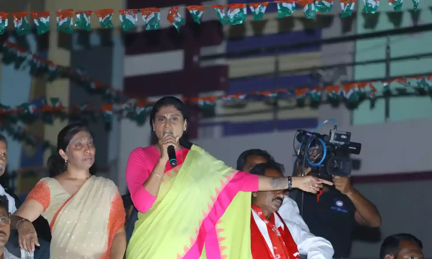 Jagan is not YSRs successor, says YS Sharmila