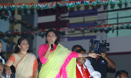 Jagan is not YSRs successor, says YS Sharmila