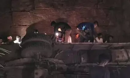 Chhattisgarh: Bus ferrying workers falls into soil mine pit in Durg, 15 killed