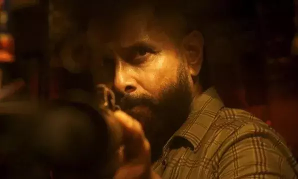 Vikrams 62nd Movie Is Titled Veera Dheera Sooran