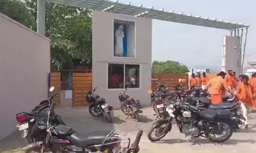 Mancherial school officials booked by police over saffron dress row