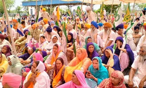 Famersā protest at 65 days: Shambhu rail blockade continues to second day