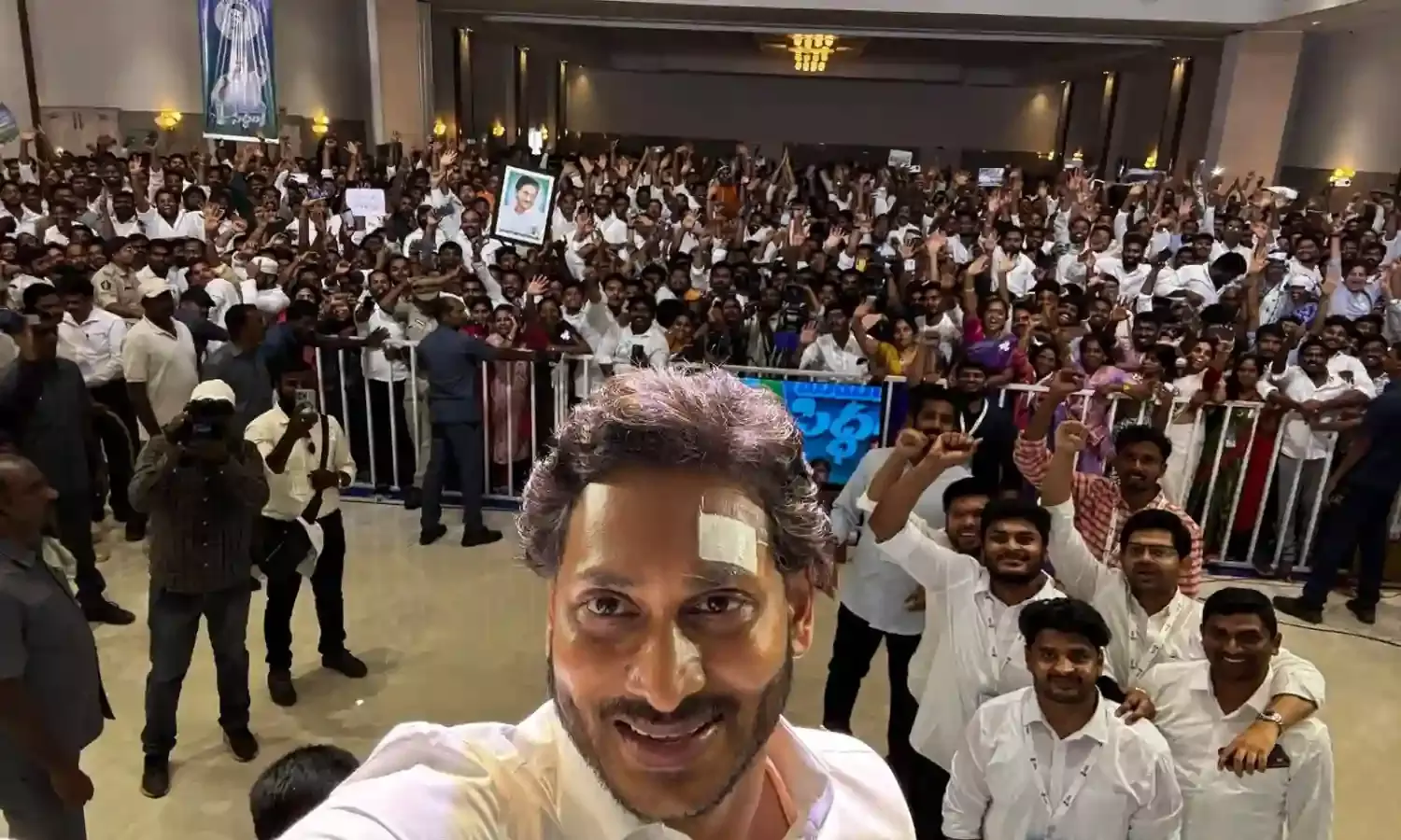 YSRCP SM influencers will be protected, Jagan orders an App to keep track