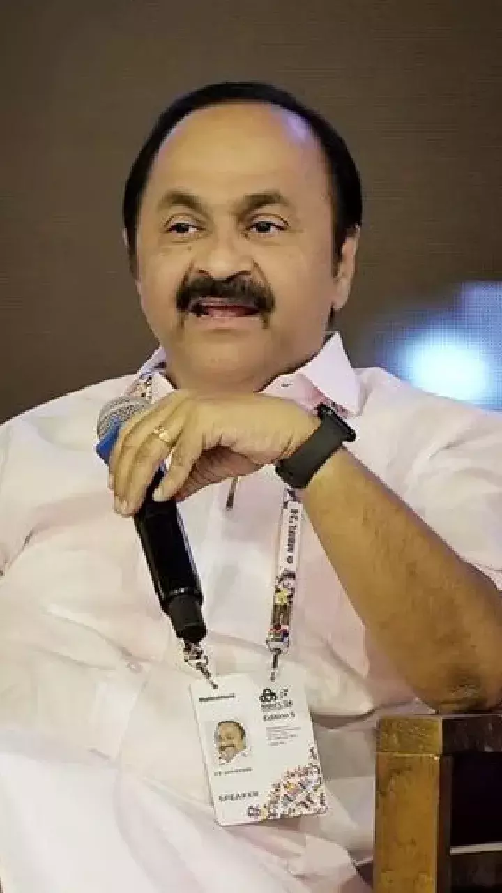 Congress complaints to ECI about Delhi Lt Governor