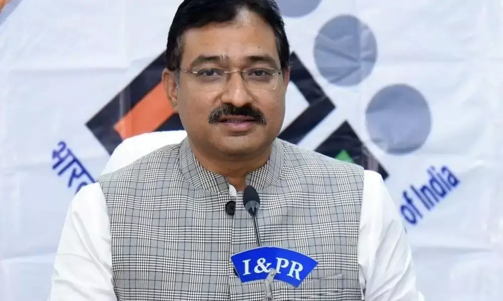 the CEO stated that as of April 25, there were 4,14,1,887 voters in the state, of which 2.10 crores were women and 2.02 crores were men