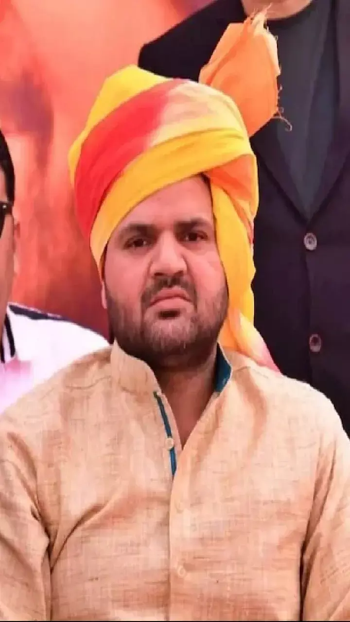 Kaiserganj to Brij Bhushan Singhs son