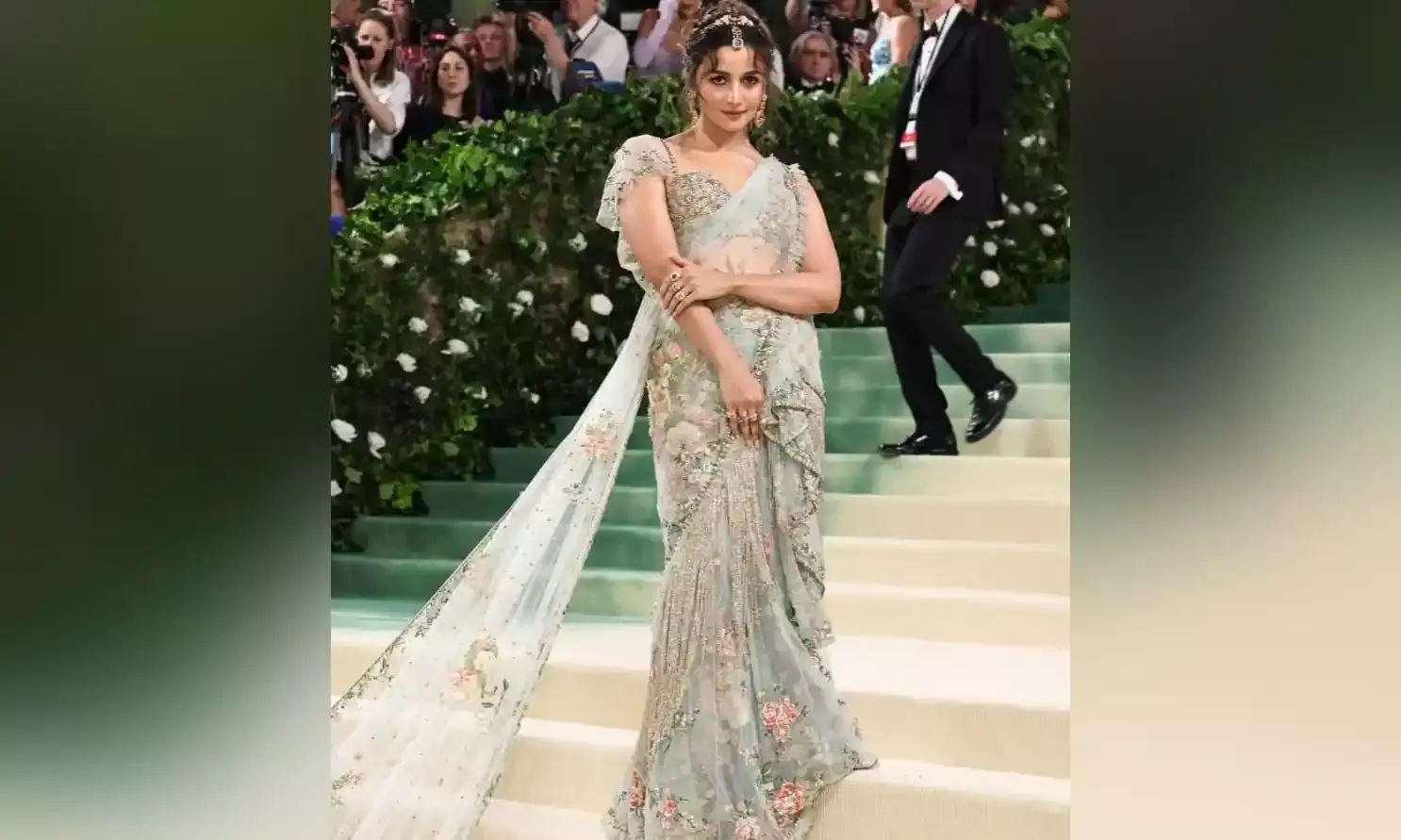 Met Gala 2024: Alia Bhatts floral saree by Sabyasachi Mukherjee took 1965 hours to make