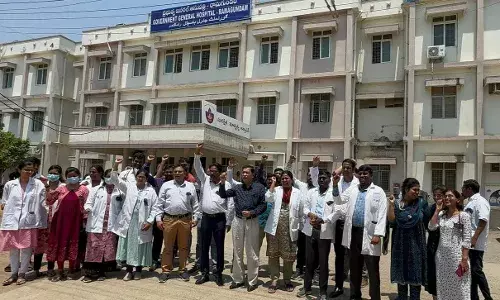 Telangana medical community protests: Korutla doc attacked, suspended over patientās death