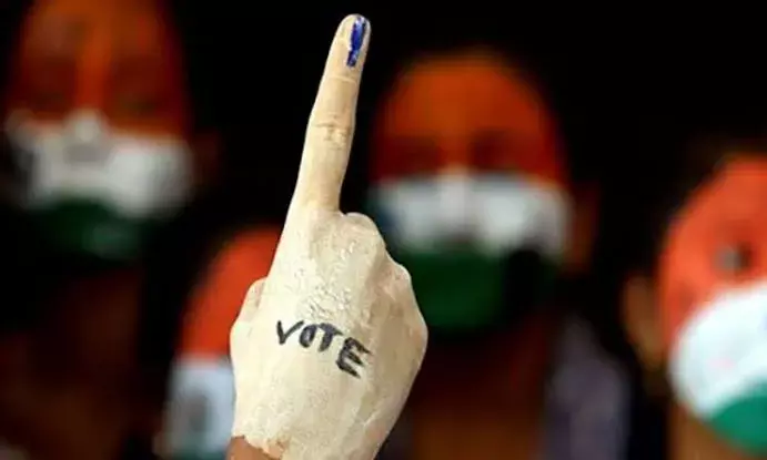 AP Polls: Voters across India eager to return home for voting; parties offer reimbursements, buses