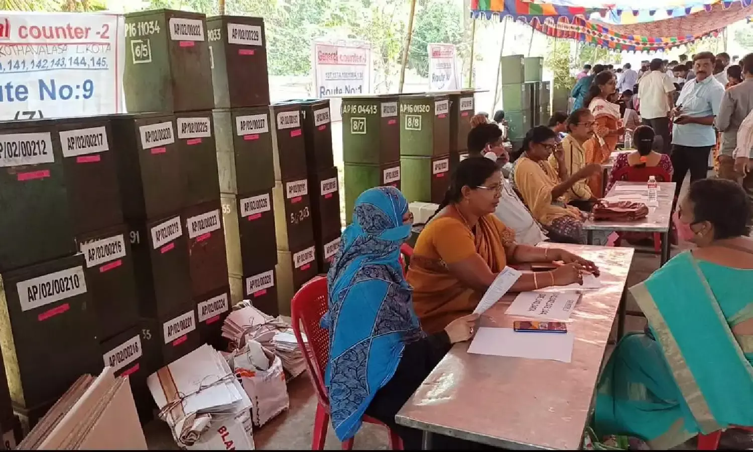 Andhra Pradesh CEO takes stock of poll arrangements 72 hours before voting